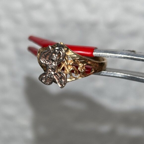 10K Gold Initial L Diamond Ring - Picture 4 of 8